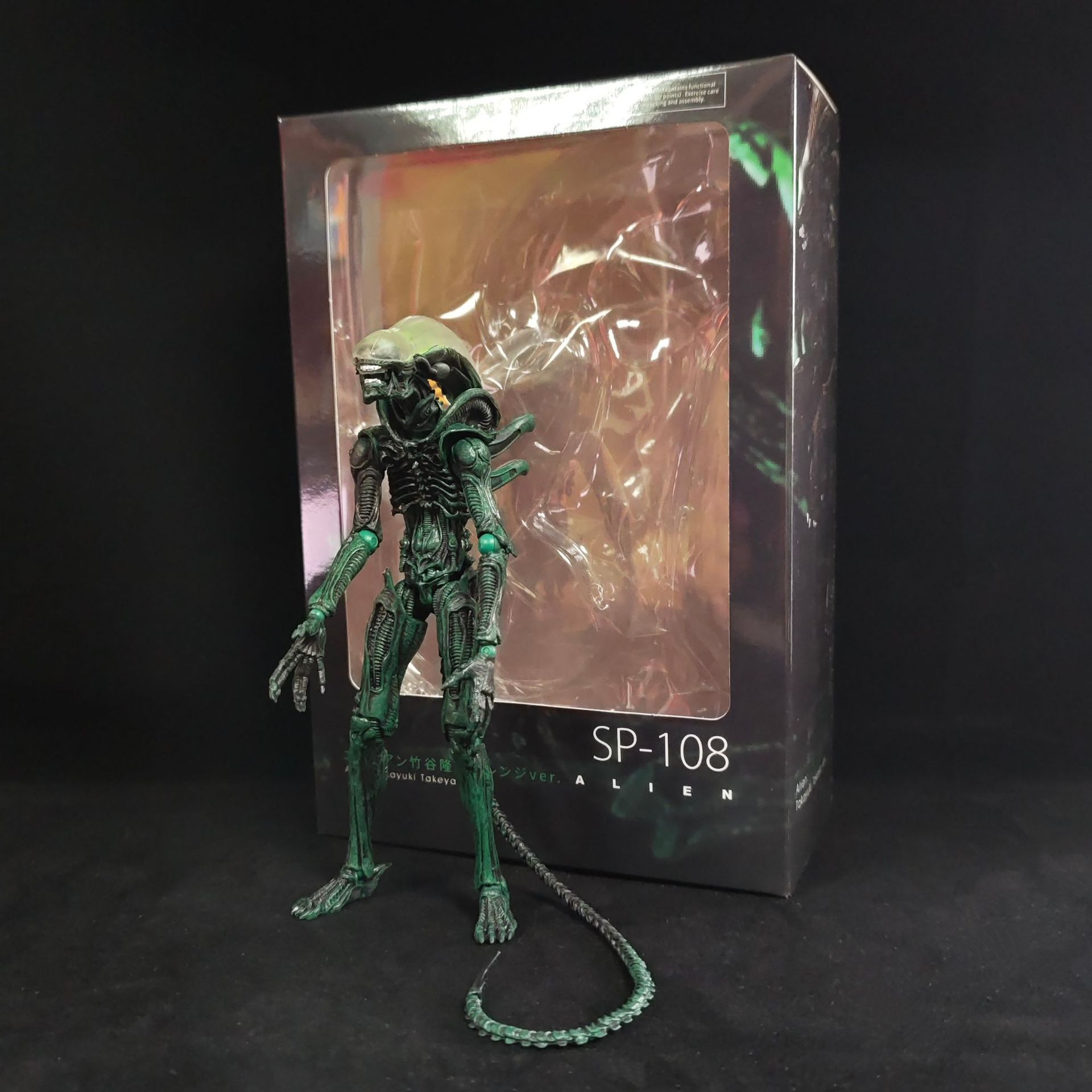 مجسمات أنمي متحركة مفصلية على  - مراجعة Xenomorph Kids Toys وسعره