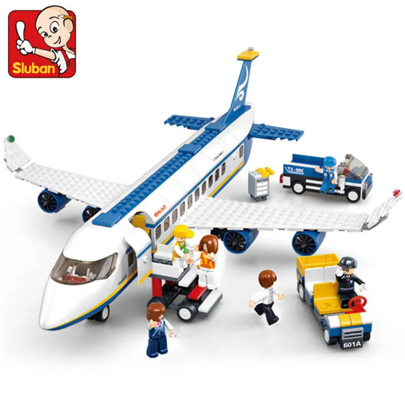مكعبات بناء طائرة شحن إيرباص إ - مراجعة Lego Set Creator وسعره
