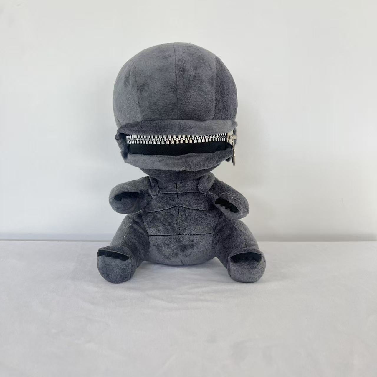 لعبة قطيفة زينومورف الغريبة مع - مراجعة Xenomorph Kids Toys وسعره
